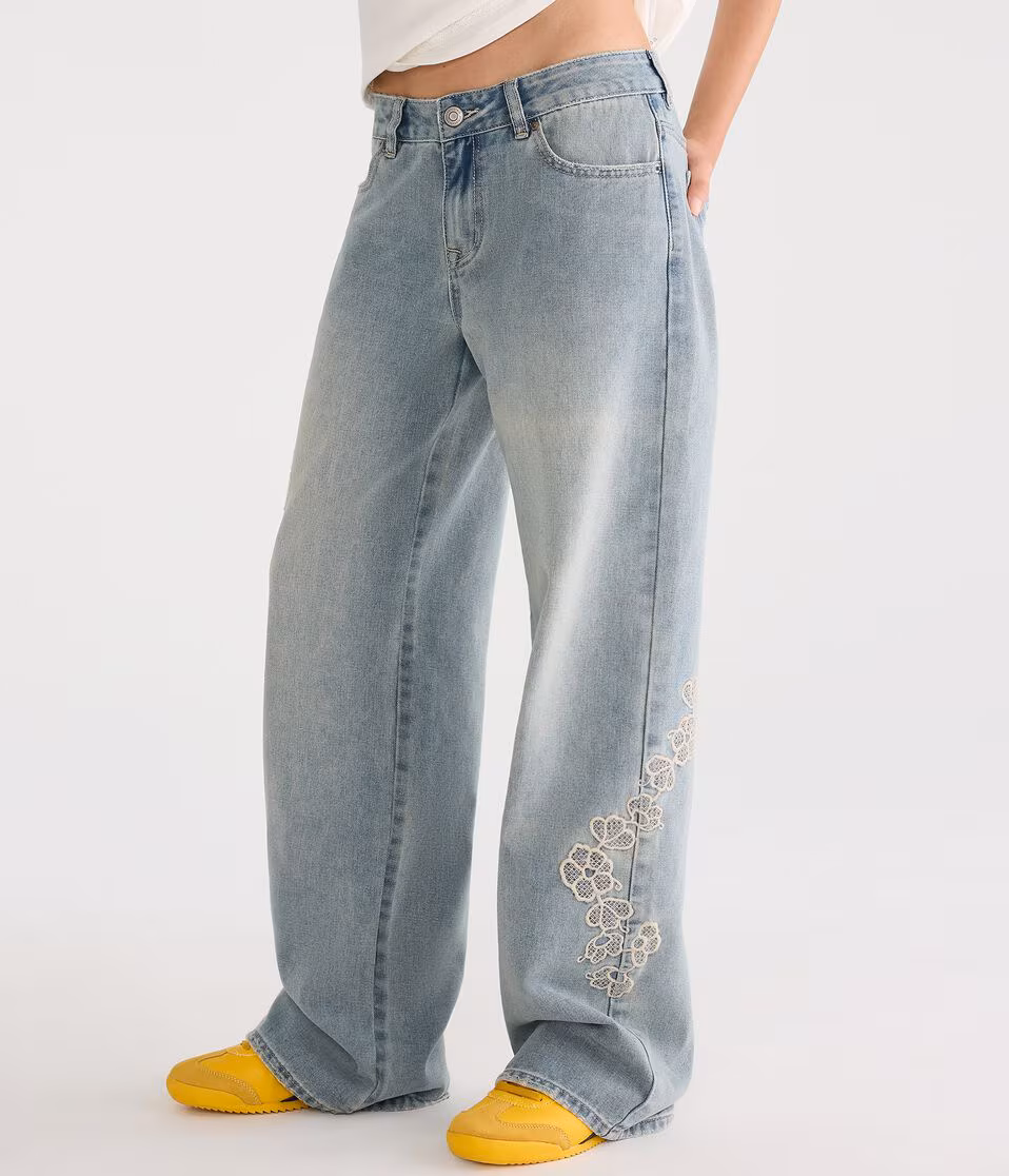 Low-Rise Baggy Wide Leg Embroidered Floral Jean