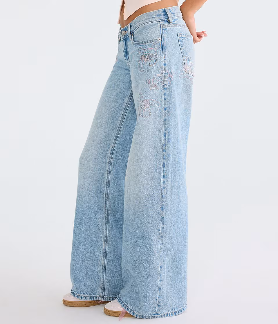 Super Low-Rise Ultra Wide Leg Embroidered Flowers Jean