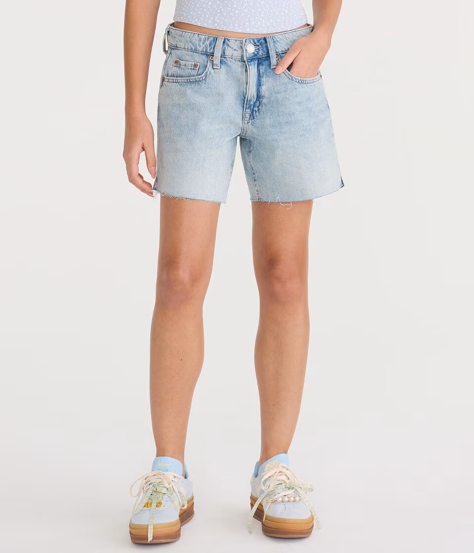 Low-Rise Baggy Denim Shorts 6"